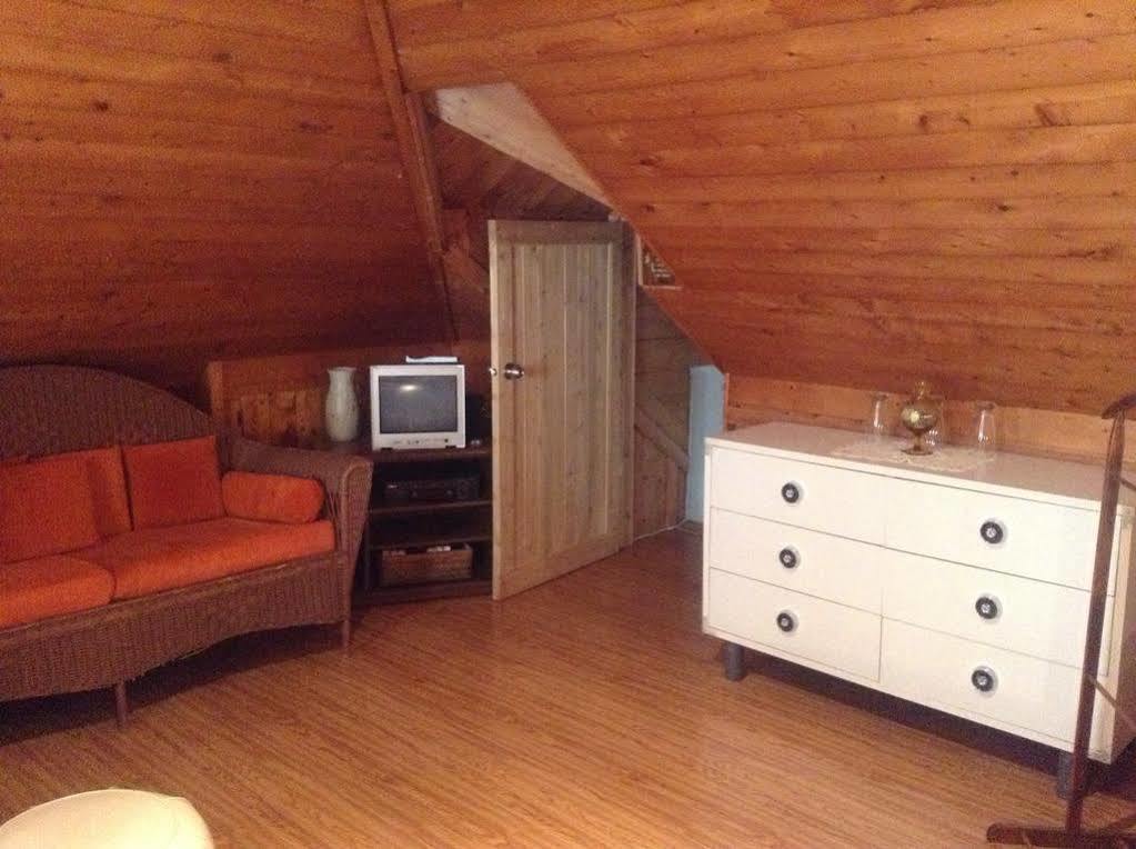 Gite Macdale B&B Paspebiac Exterior foto